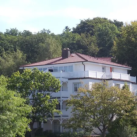 Granitz - Apt. 10