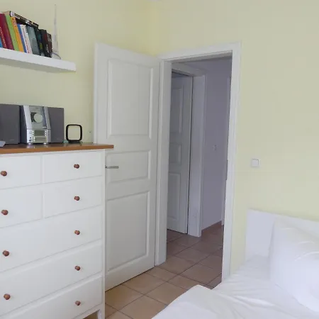 Granitz - Apt. 10 *